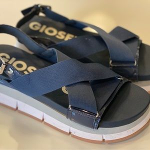 Women Gioseppo from Europe